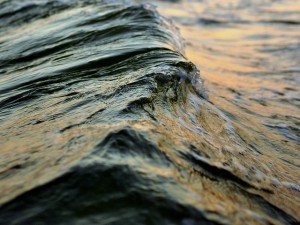 photo of rolling waves